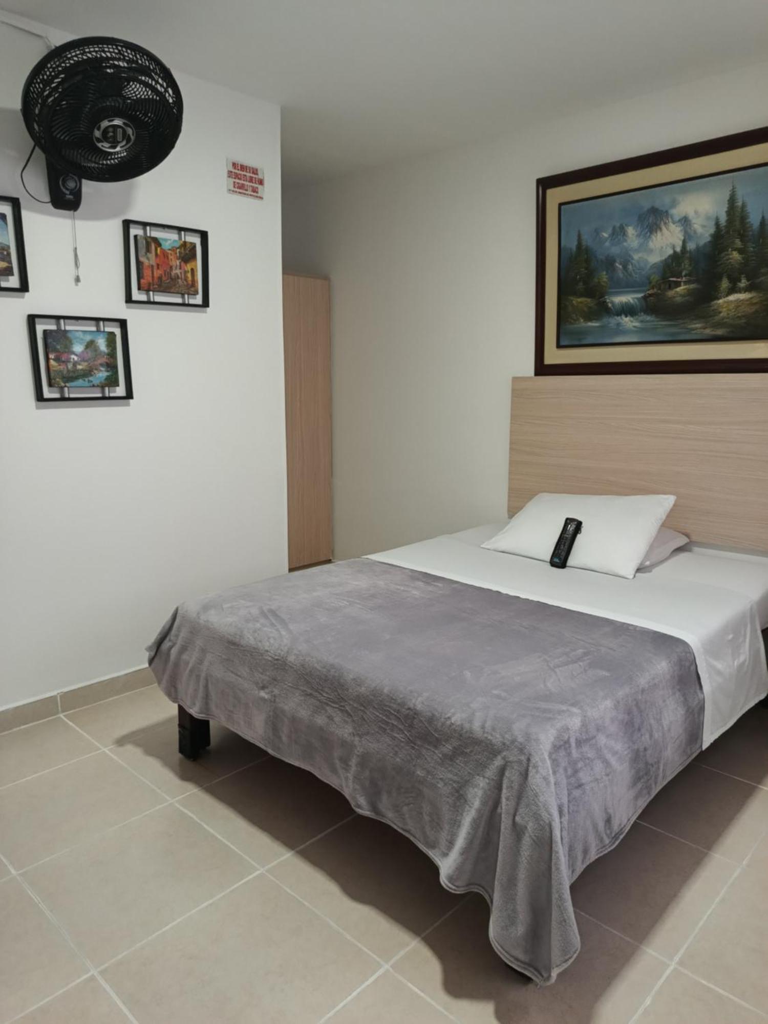 Hotel Mirador Plaza Pereira Esterno foto